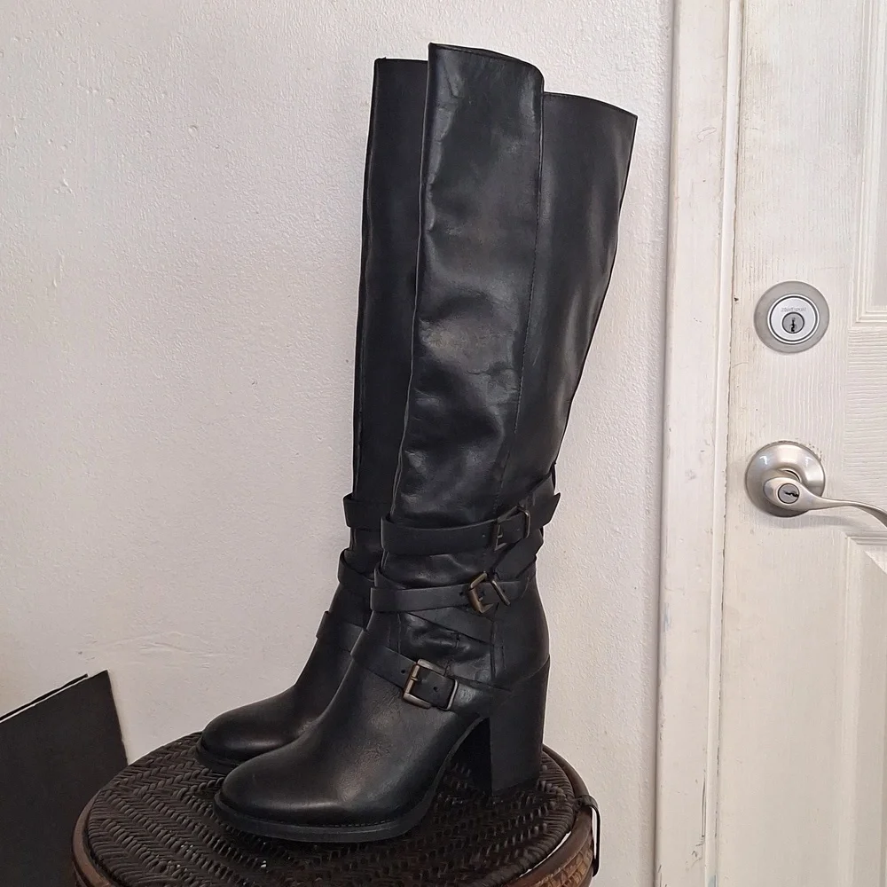 Steve Madden New York Tall Heeled Boots Size 9